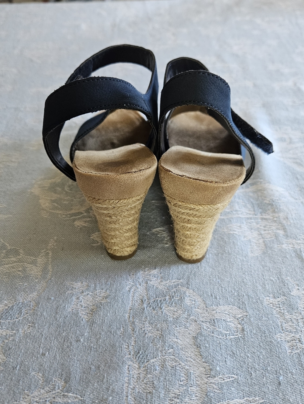 Aerosoles Espadrille Navy Wedge Sandals-with Adjustable Straps Size 8.5 - Picture 4 of 8